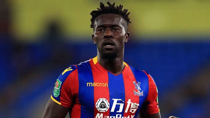 Galatasaray Crystal Palace'ın sol beki  Pape Souare'yi takibe aldı