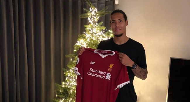 Virgil Van Dijk, tarihin en pahalı defans oyuncusu oldu