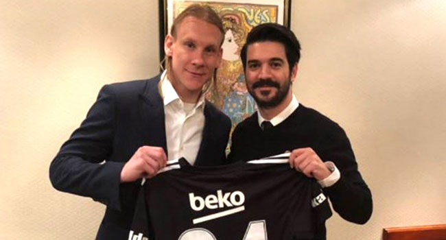 Domagoj Vida, İstanbul'a geldi