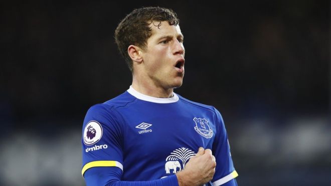 Everton, Barkley ve Robinson'la vedalaştı
