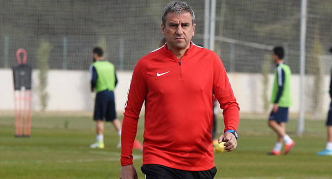 Hamza Hamzaoğlu: Eto'o'nun kalmasını istiyorum