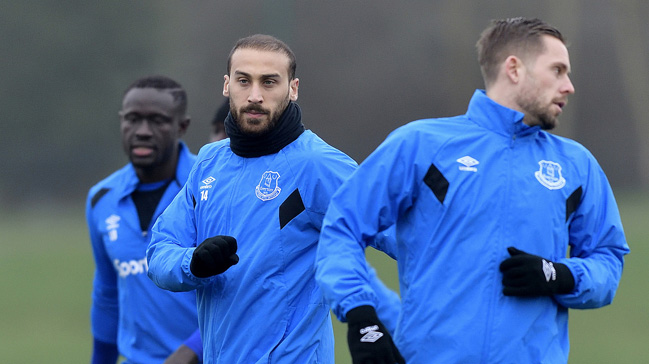 Cenk Tosun ilk idmanına çıktı