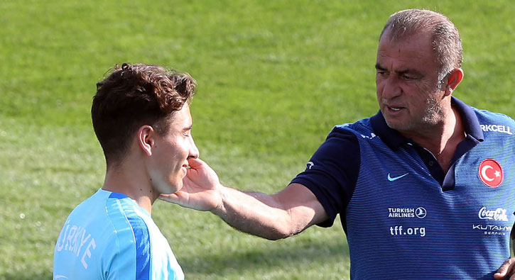 Fatih Terim'in sürprizi Emre Mor!