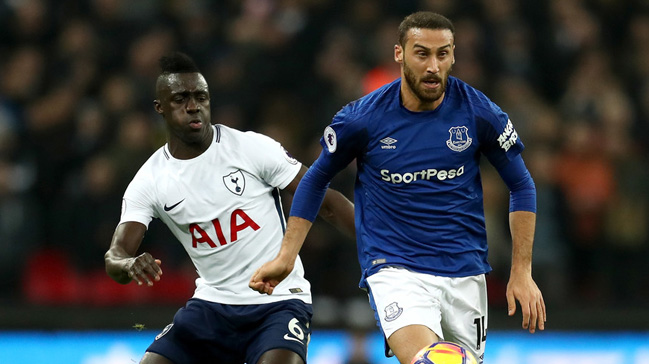 Cenk'in ilk maçında Everton bozguna uğradı