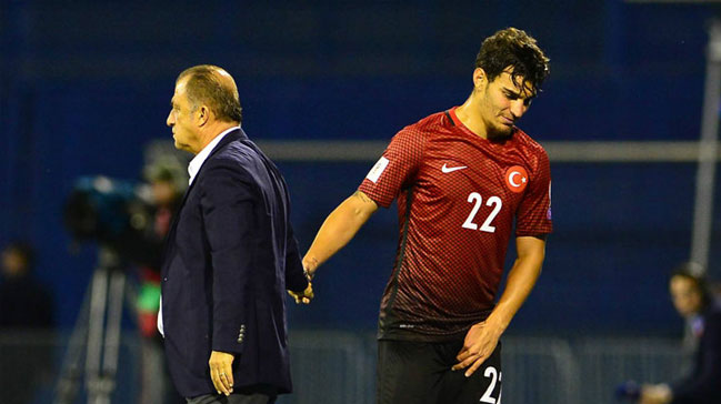 Galatasaray Kaan Ayhan'ın peşini bırakmıyor