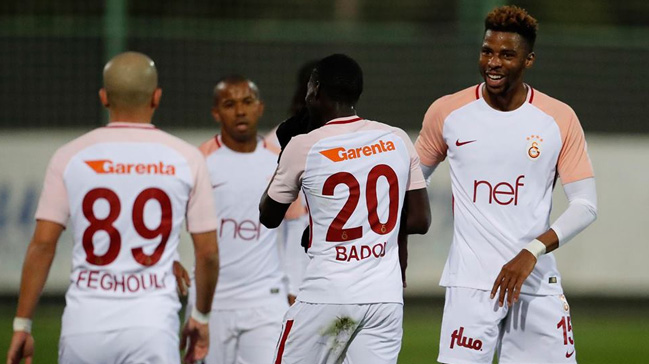 Galatasaray Hagi'nin takımını devirdi