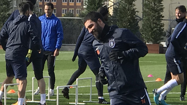 Arda Turan ilk antrenmanına çıktı