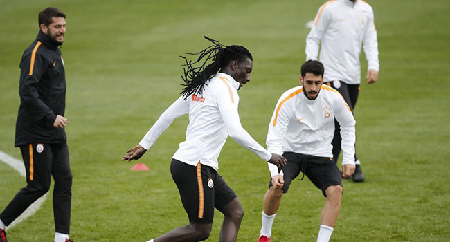 Bafetimbi Gomis'ten müjdeli haber