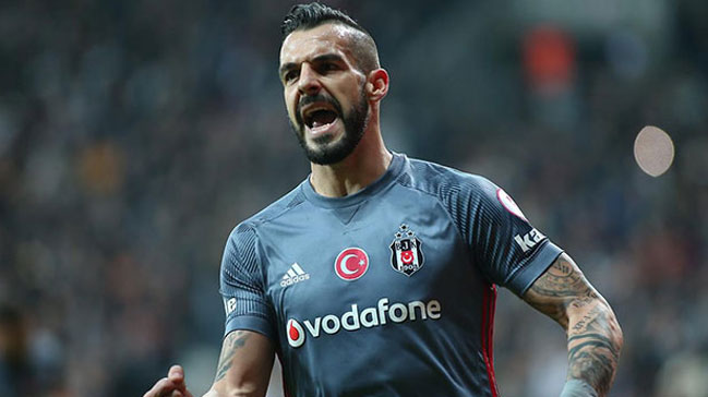 Şenol Güneş'ten Negredo'ya uyarı!