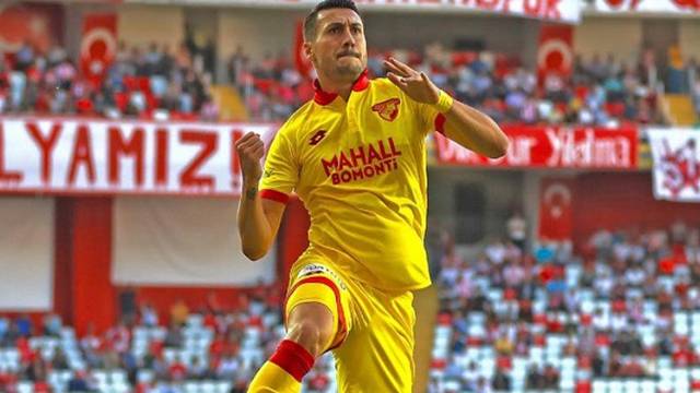 Konyaspor Adis Jahovic transferini açıkladı