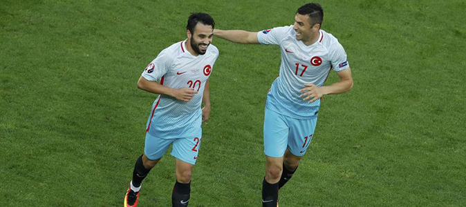 Volkan Şen Konyaspor'la anlaşmaya vardı