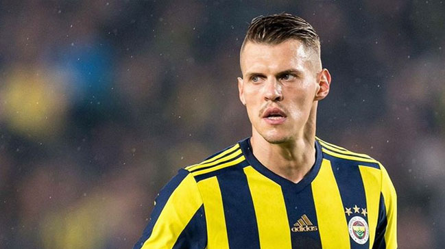 Martin Skrtel üç kritik maçta yok!