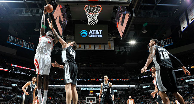 Houston Rockets, Spurs'u devirdi