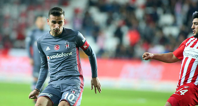 Arsene Wenger, Oğuzhan Özyakup transferinde ısrarcı!