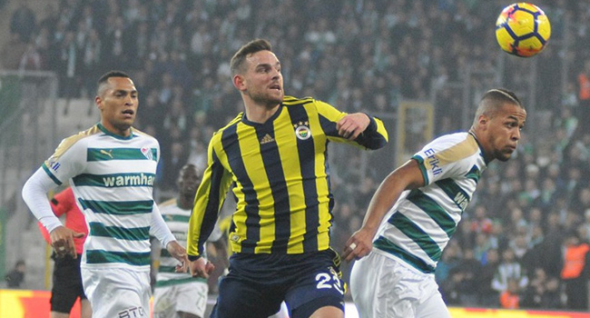 Fenerbahçe, Vincent Janssen'i sildi!
