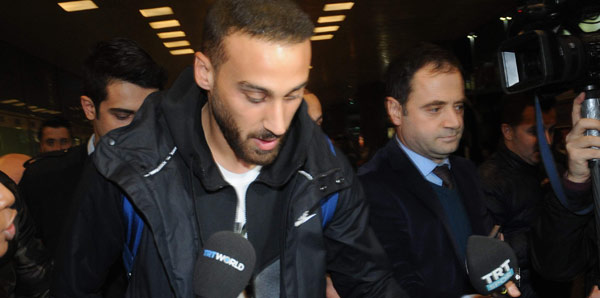Cenk Tosun: Ben gittikten sonra Beşiktaş'ın Eto'o veya Love'u almasını istiyordum