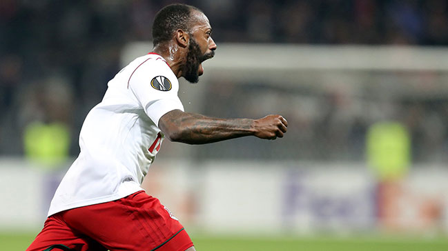 Fernandes hat-trick yaptı, Nice yıkıldı! Dortmund son nefeste...