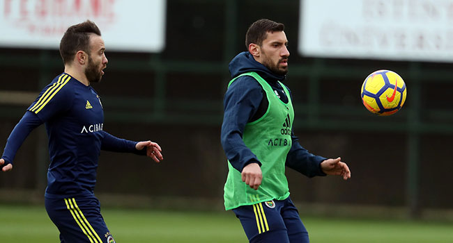 Kocaman'dan sürpriz karar! Valbuena... 
