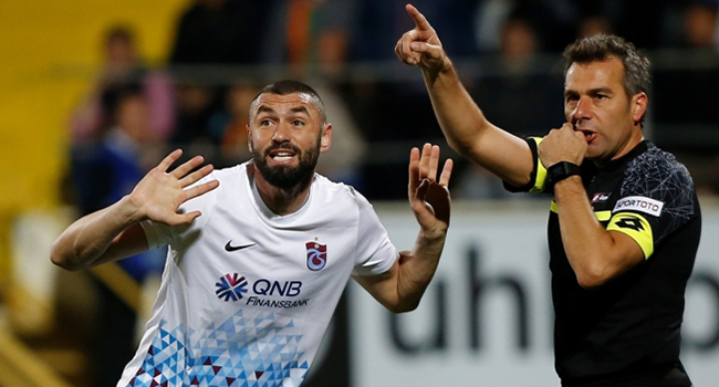 Burak Yılmaz, Beşiktaş maçında yok!