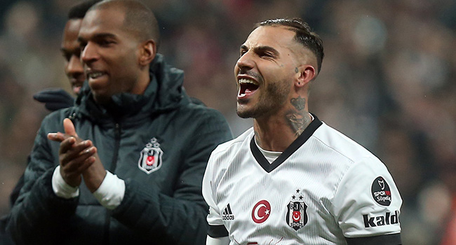 'Başımızda çok büyük bir hoca var'