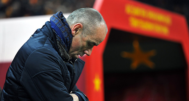 Paul Le Guen ile yollar ayrılıyor