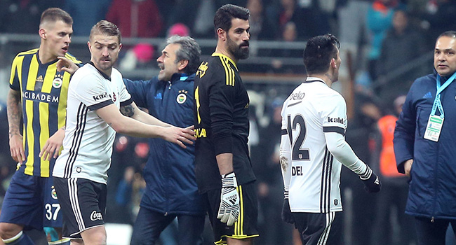 Dev derbi dış basında da büyük yankı buldu!