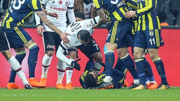 Quaresma'ya tarihi ceza