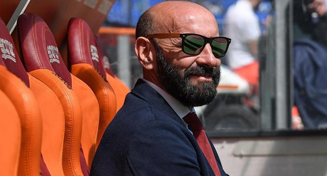 Monchi iki Türk yıldıza kancayı taktı!