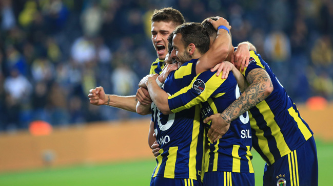 Valbuena oyuna girdi, Fenerbahçe kendine geldi