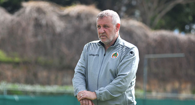 Aytemiz Alanyaspor Teknik Direktörü Mesut Bakkal: Rahatlamamız için çok mesafe gerekiyor
