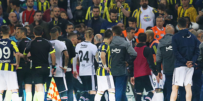 Fenerbahçeli futbolcular Beşiktaşlı arkadaşlarını aradı! 'Alo maça çıkacak mısınız?'