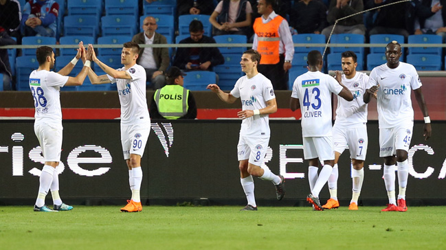 Trabzonspor'a evinde ağır darbe