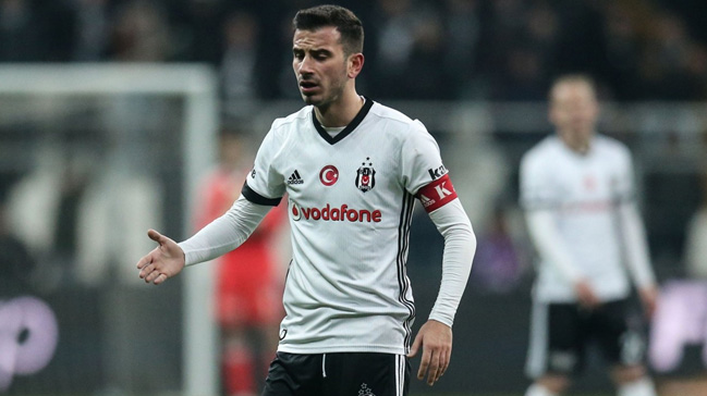 Oğuzhan Özyakup Everton'a yakın