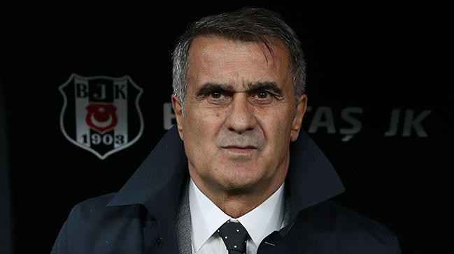 'Şenol Güneş ile 1 yıl daha sözleşmemiz var'