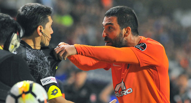 Arda Turan'a 16 maç ceza