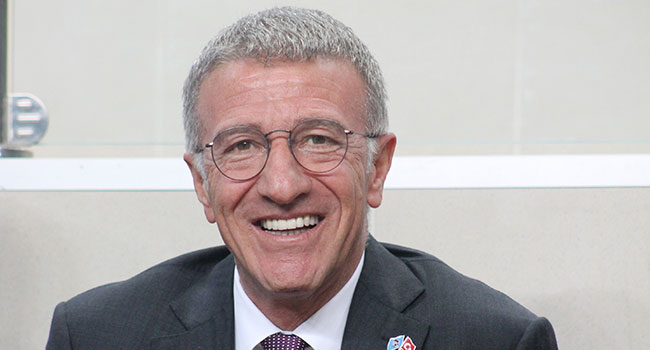 Ahmet Ağaoğlu'ndan Akhisarspor'a tebrik