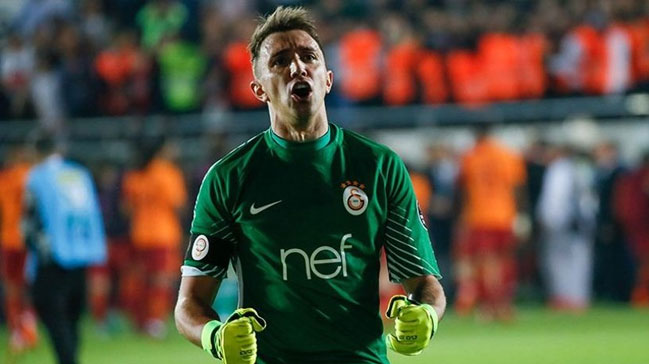 Muslera kupa sayısında Aziz Yıldırım'ı geçecek