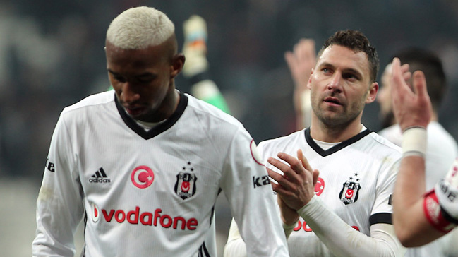 Beşiktaş'ta ilk ayrılık! İmzayı atmaya gitti