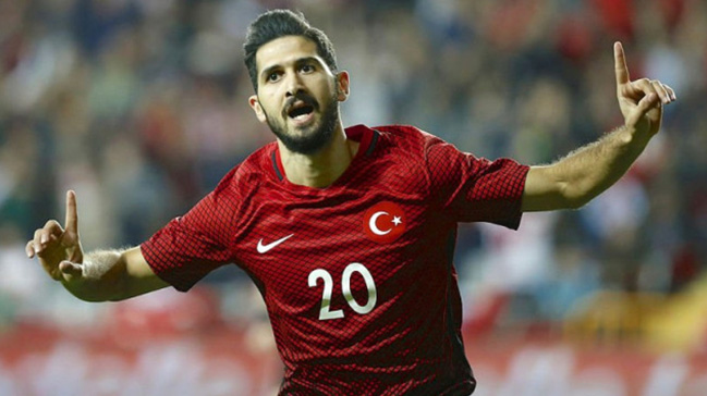 Üç büyükler Emre Akbaba'yı transfer etmek için yarışıyor