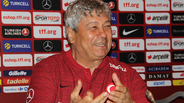 Lucescu'dan Arda Turan ve Cenk Tosun açıklaması