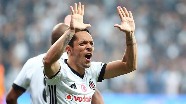Adriano'yu isteyen 2 kulüp ortaya çıktı