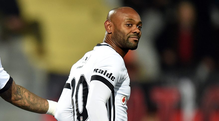 Vagner Love Beşiktaş'ı icraya verdi Fikret Orman çıldırdı