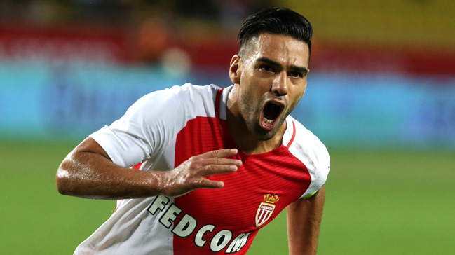 Gomis'in yerine Falcao