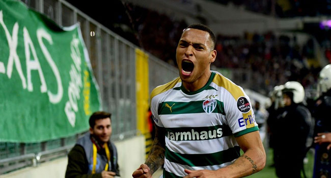 Göztepe'nin hedefinde Titi var