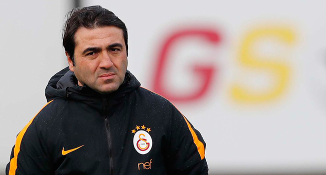 Galatasaray'da alt yapı sorumlusu olarak görev yapan Emrah Bayraktar ile yollar ayrıldı