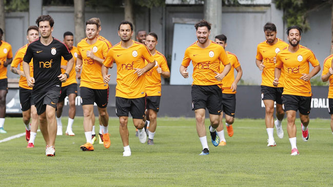 Galatasaray'ın rakibi Valencia ve PSV