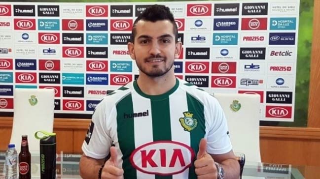 Emrah Başsan, Süper Lig'e geri döndü!