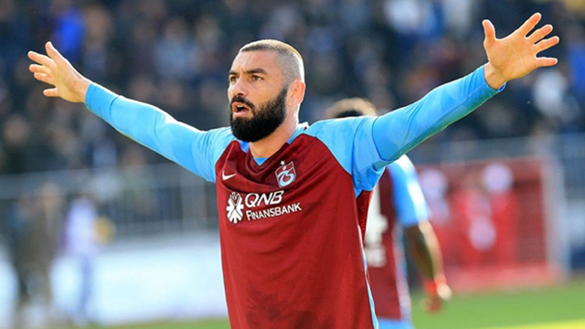 Burak Yılmaz Beşiktaş yolunda
