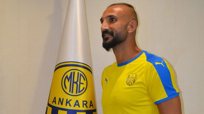 Ankaragücü Yalçın Ayhan'la 1 yıllık kontrat yaptı
