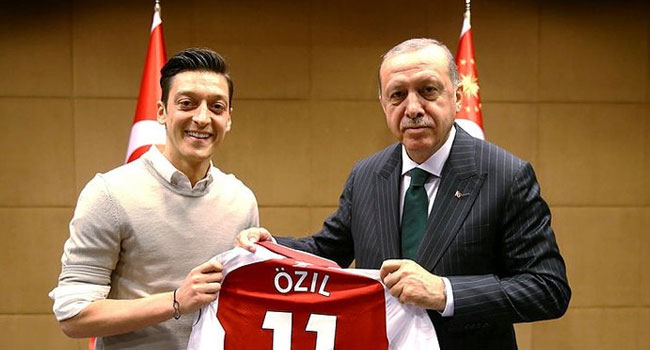 Başkan Erdoğan: Mesut'un tavrı yerli ve milli, 'Gözlerinden öpüyorum'